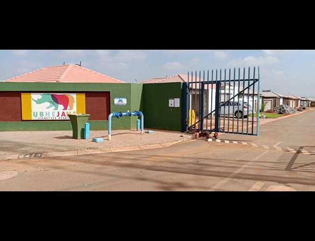 2 BEDROOM PROPERTY TO RENT IN DAWN PARK